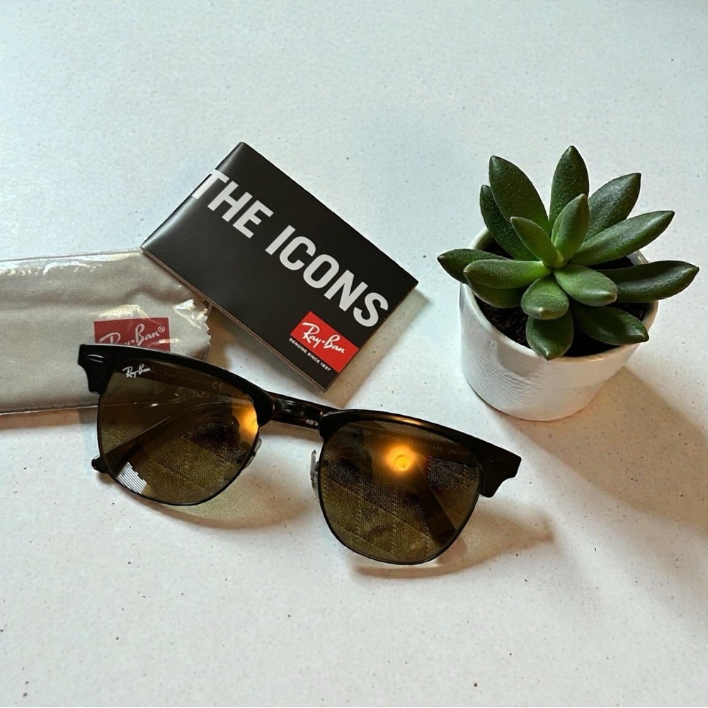 Authentic Ray-Ban Havana Clubmaster Sunglasses Black & TortoiseShell Icon Shades